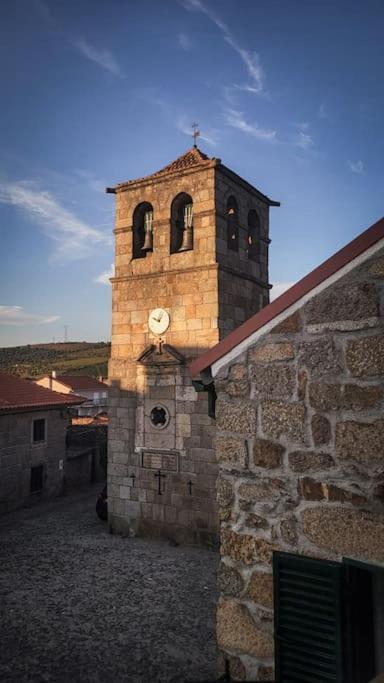 Casa Da Praca Villa Freixo de Numao Kültér fotó